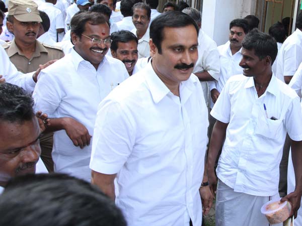 வாய்ப்பு கொடுங்கள்