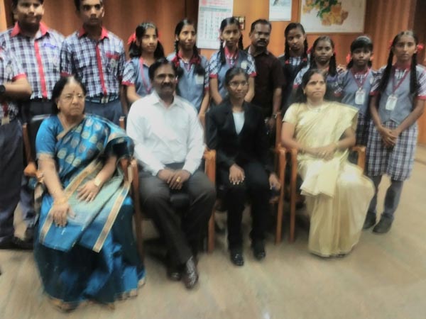 PM answered Tirunelveli girl student Visalini's question via video conference