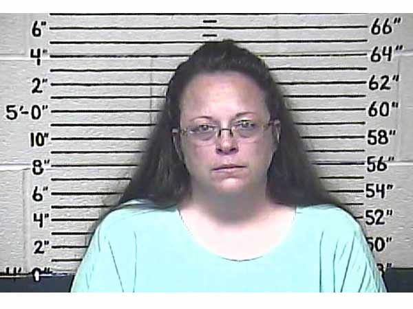 With Kentucky Clerk Jailed, Same-Sex Marriage Licenses Are Issued