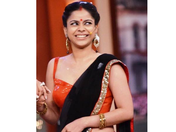 கபில் மனைவியா என்று கூட கேட்கிறார்கள்