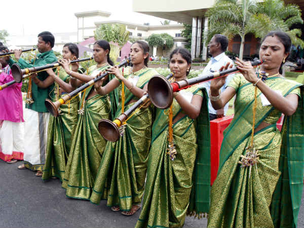 ஒரே குஷிதான் போங்க: ஒரே குஷிதான் போங்க: