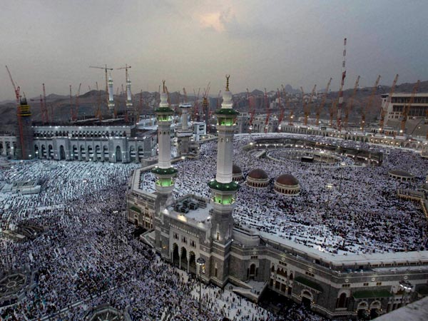 மெக்கா-மதீனா நெடுஞ்சாலை... மெக்கா-மதீனா நெடுஞ்சாலை...