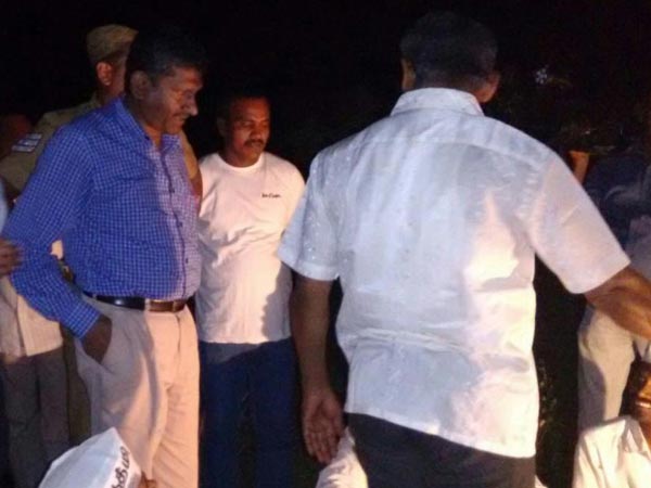 Sagayam seriously investigating about human sacrifice Sagayam seriously investigating about human sacrifice