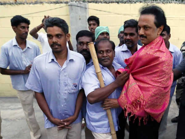  திராட்சை விவசாயிகளுடன் சந்திப்பு