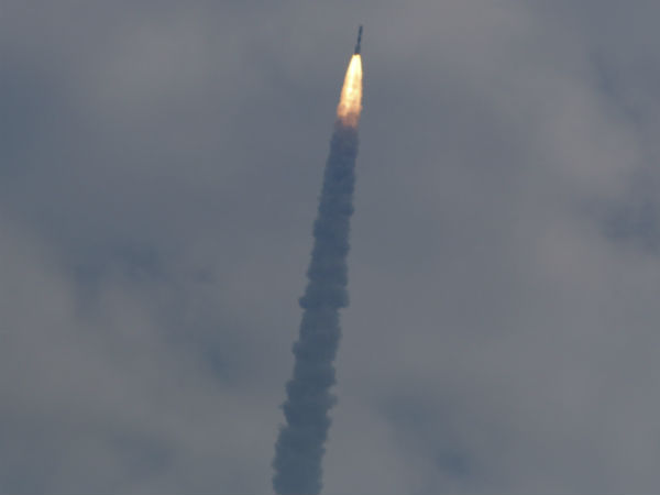 ஆண்டெனா மூலம் தகவல்... ஆண்டெனா மூலம் தகவல்...