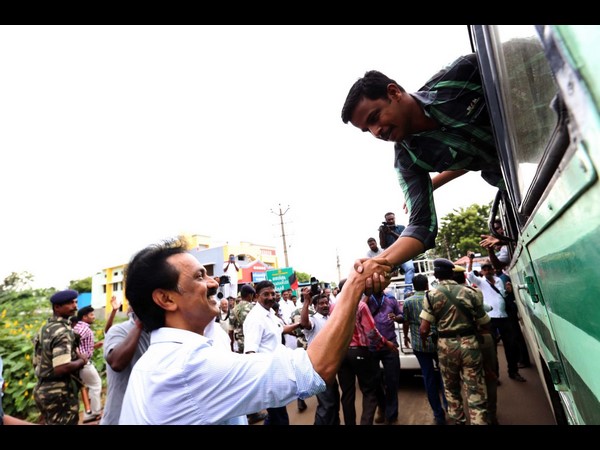 உற்சாக ஸ்டாலின்