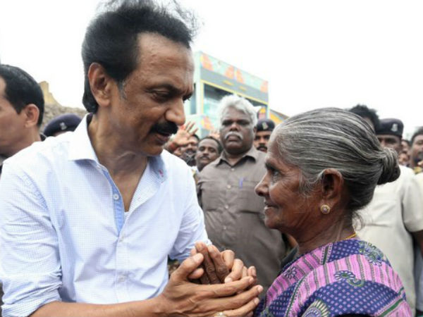 நமக்கு நாமே...