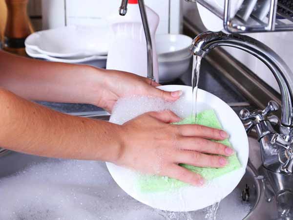 பாத்திரம் கழுவுங்கள்...