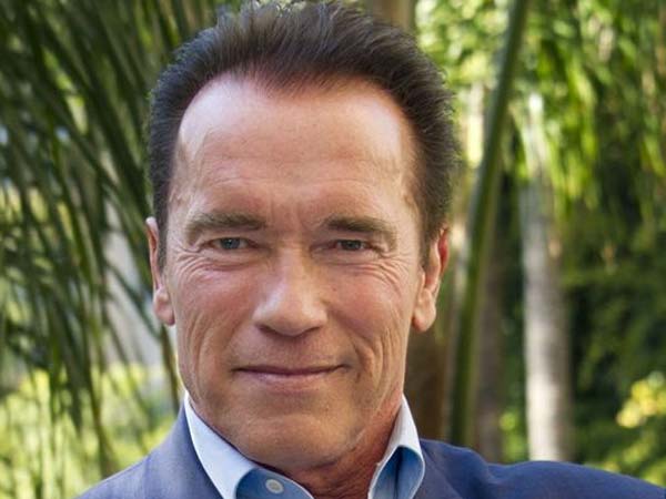 அர்னால்ட்தான் வில்லனா?