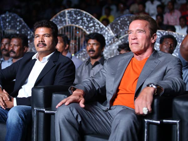 ஐ பட விழாவில்