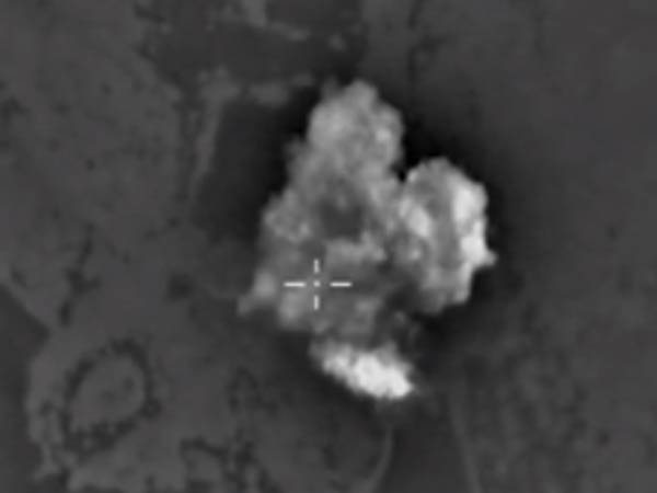 Russian Navy joins Air Force in attacking IS targets in Syria Russian Navy joins Air Force in attacking IS targets in Syria