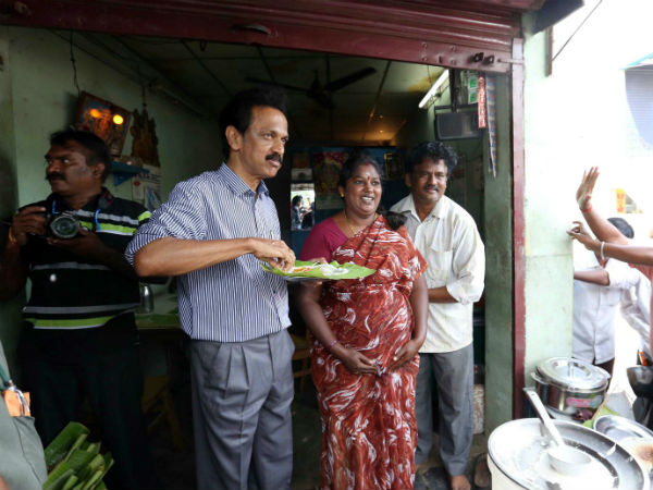 ரோட்டுக்கடை தோசை