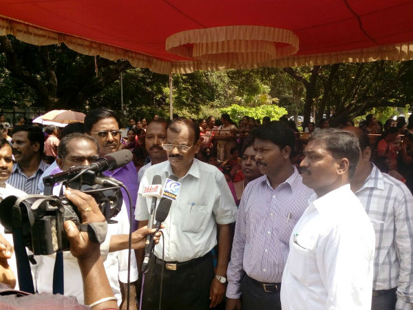 வகுப்பு புறக்கணிப்பு