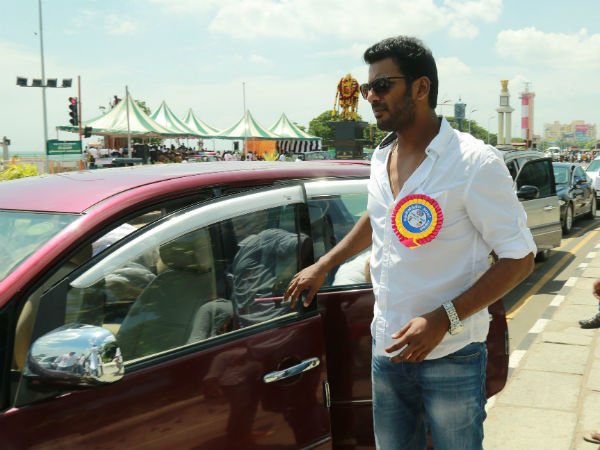 விஷால் மீது புதுப் புதுப் புகார்கள் விஷால் மீது புதுப் புதுப் புகார்கள்