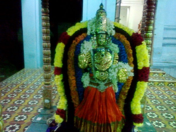 குழந்தையும் தெய்வமும்