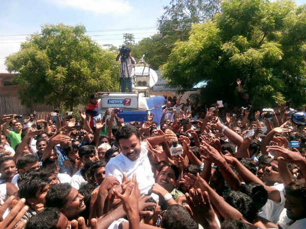 சிபிசிஐடி அலுவலகத்தில் யுவராஜ்