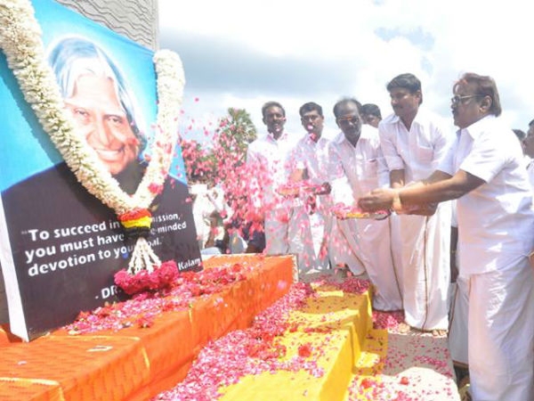 கட்சி பாகுபாடின்றி