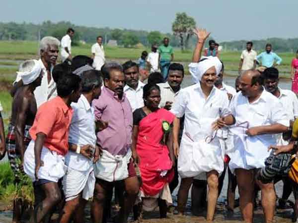 விவசாயிகளுடன் சந்திப்பு