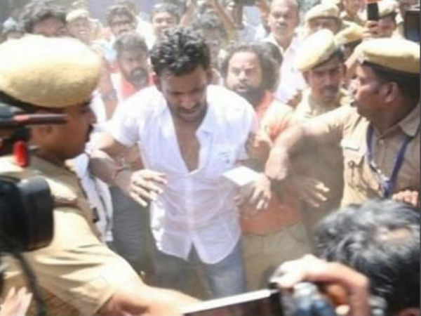 விஷால் மயக்கம்