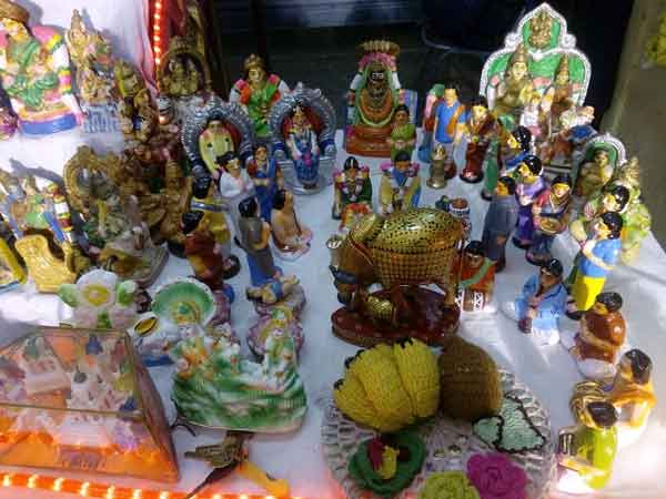 உறவும், நட்பும்