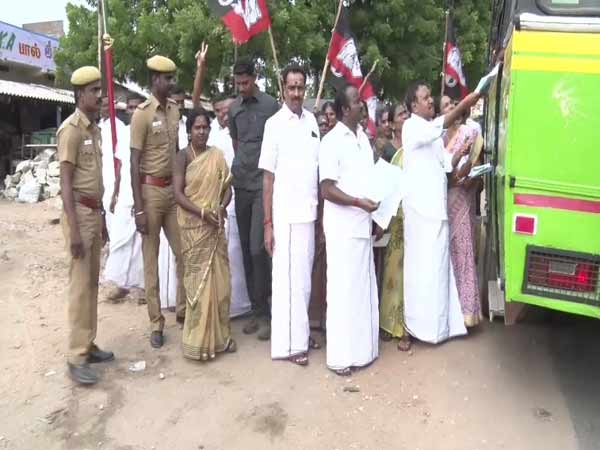 குடிநீர் வருகிறதா?