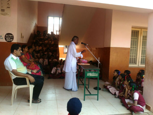 Karaikudi school students come up with handwritten magazine
