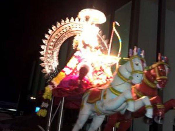 ஞானாம்பிகையின் போர்