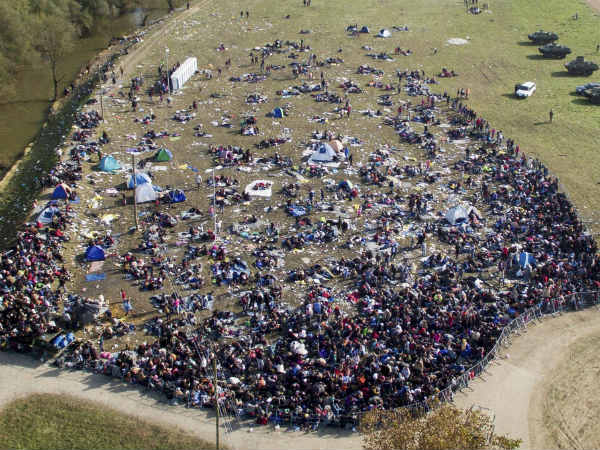 தற்காலிக குடியிருப்புகள்...