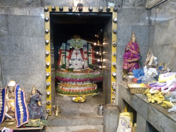 Aippasi Pournami: Annapisekam in Siva temple