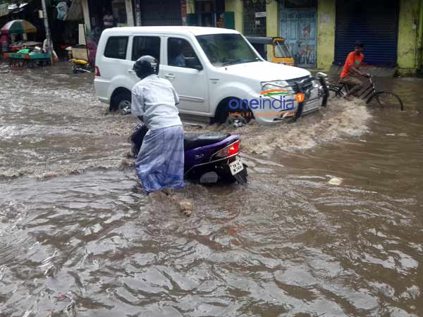 Chennai suburbs receive heavy rains