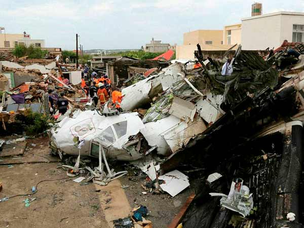 தொடரும் விமான விபத்துகள்: