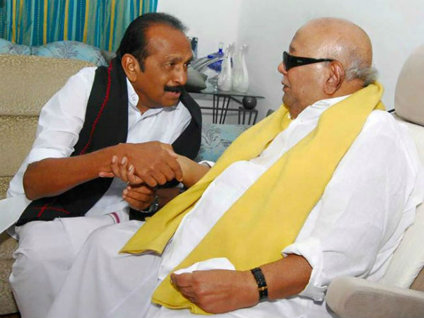 திமுகவுடன் நெருக்கமோ நெருக்கம்