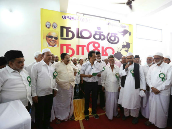 மக்களிடம் குறைகேட்பு