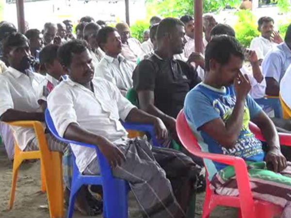 Villagers stage protest Seeking basic amenities 