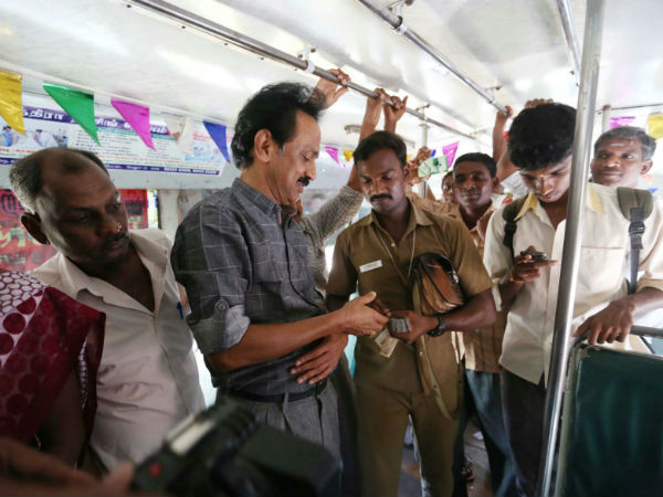 பேருந்து பயணம்