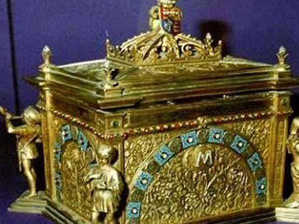 தற்காலிக இடமாற்றம்...