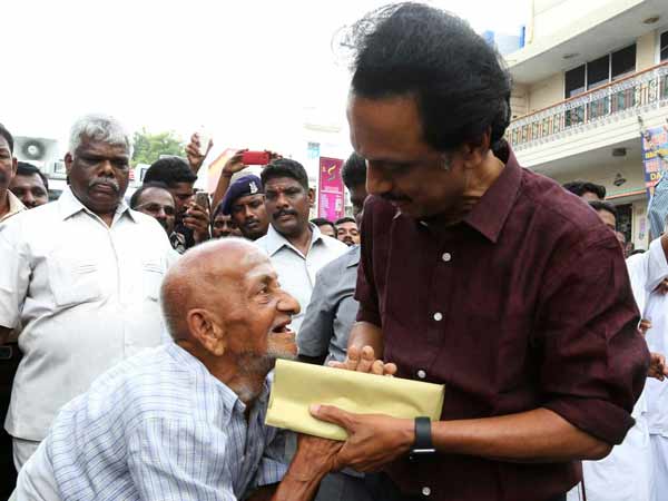  மக்களிடையே எழுச்சி