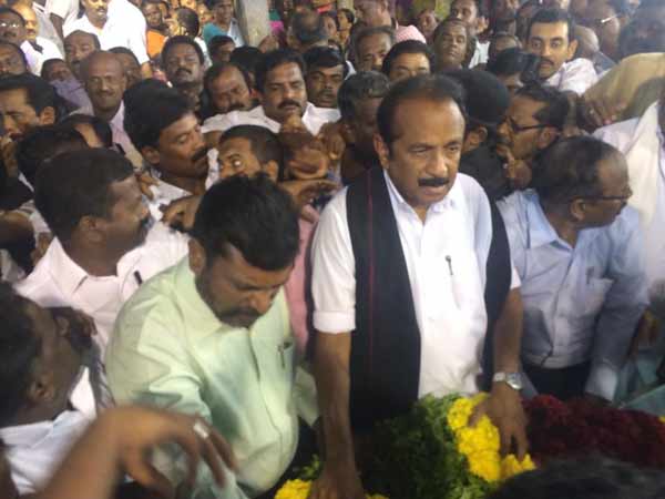 முத்தரசன், திருமாவளவன் அஞ்சலி