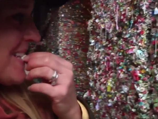 இன்னும் 20 வருசம் துப்பணுமே....