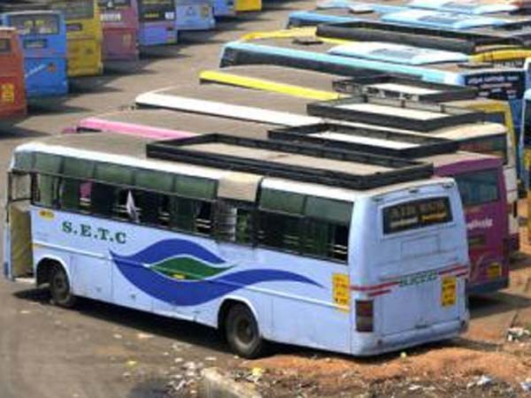 கட்டுக்கடங்காத கூட்டம்