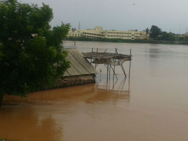 நிரம்பிய மதுராந்தகம் ஏரி