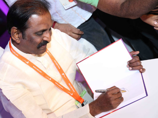 Vairamuthu's short story collection launched in Sharjah