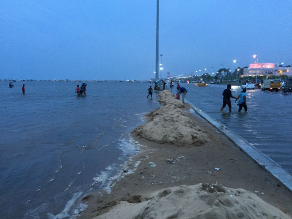 லீவு செய்தி லீடு செய்தி