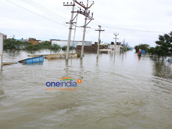 கால்வாய்கள் கபளீகரம்