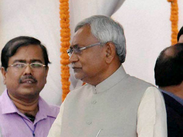 நிதீஷ் பேச்சு எடுபடவில்லை