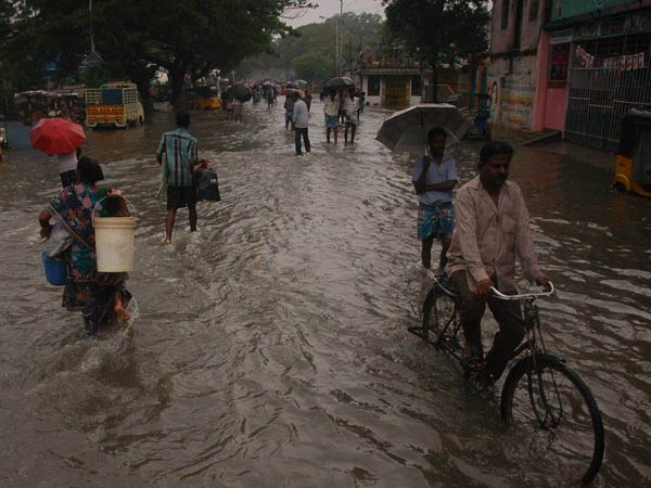 புதுவையில் கனமழை