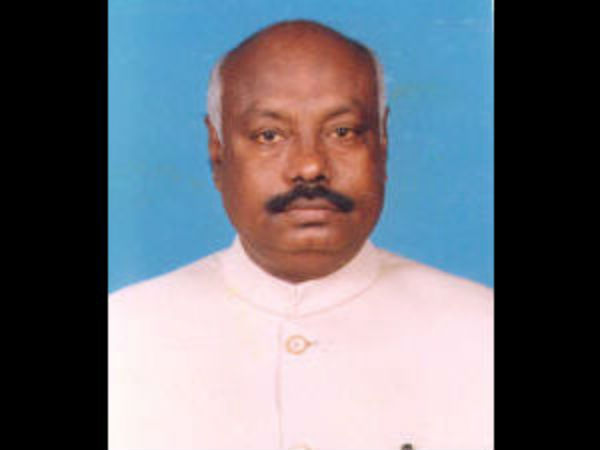  கல்தா கொடுக்கப்பட்ட பி.ஹெச்.பாண்டியன்...