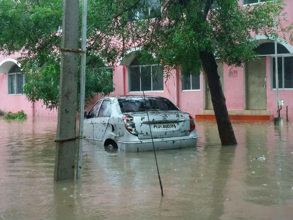 வீடுகளை விற்க முடிவு