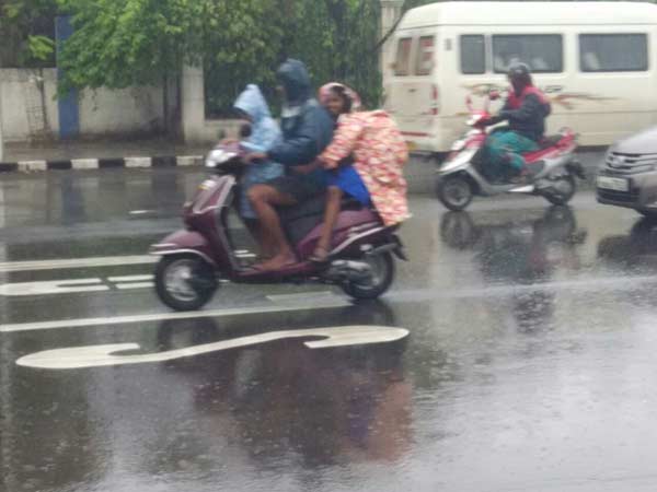 ஞாயிறு மிதமான மழை ஞாயிறு மிதமான மழை