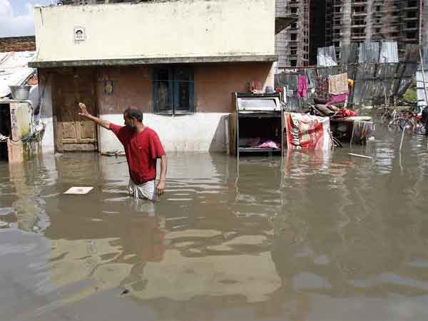 மழை நீர் வடிகால் உள்ளதா